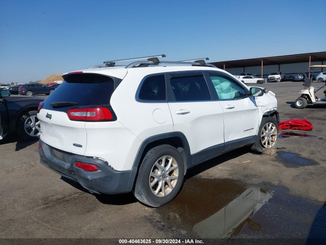 Jeep Cherokee Latitude 2015 1C4PJMCS0FW755610 Image 4