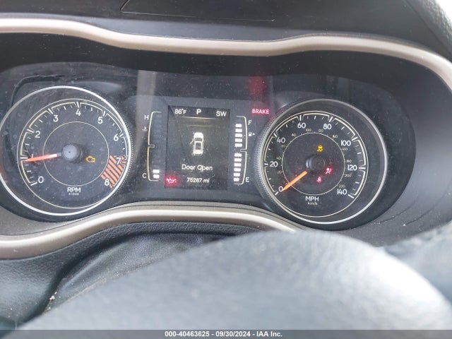 Jeep Cherokee Latitude 2015 1C4PJMCS0FW755610 Image 7
