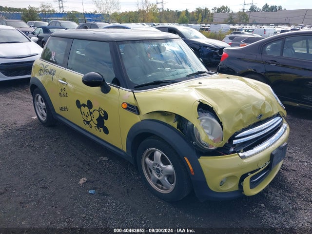 2011 MINI COOPER WMWSU3C57BT094737 Photo 0