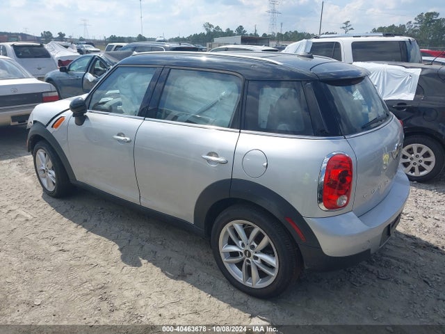 2013 MINI COUNTRYMAN WMWZB3C58DWR35616 Photo 2