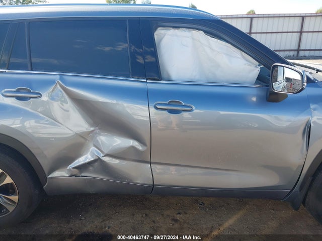 Toyota Highlander Xle 2021 5TDHZRBH9MS098464 Image 13