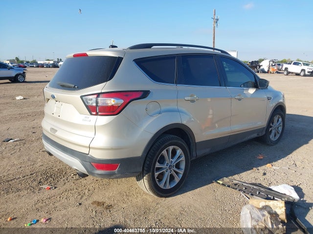 Ford ESCAPE SE 2018 1FMCU0GD4JUA54353 Image 4