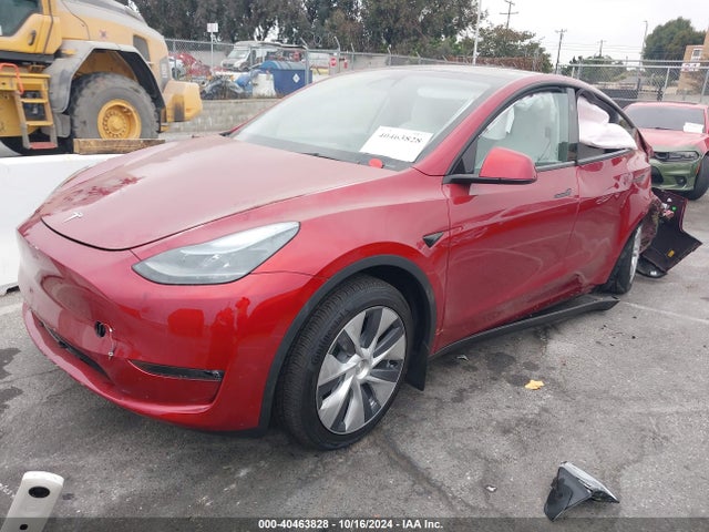 2024 TESLA MODEL Y 7SAYGDEE0RF082288 Photo 1