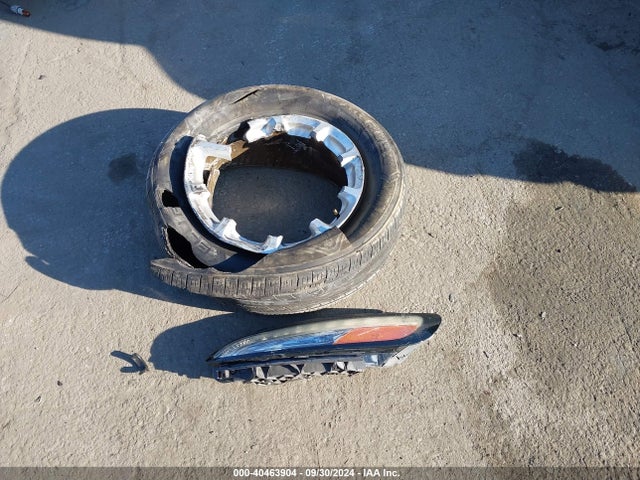 1C4PJLCB2FW536495 Jeep Cherokee Latitude