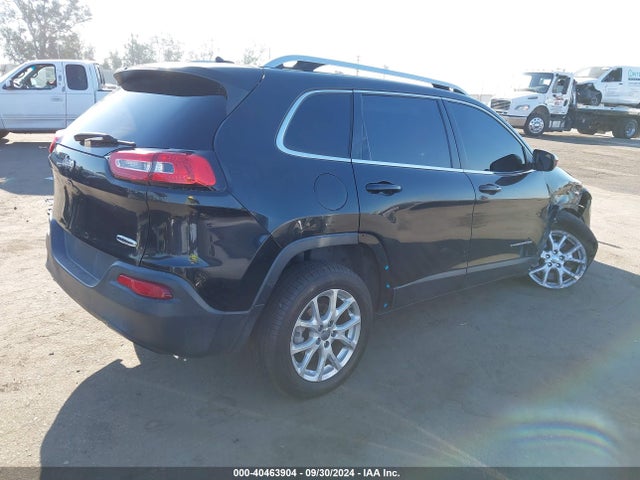 1C4PJLCB2FW536495 Jeep Cherokee Latitude