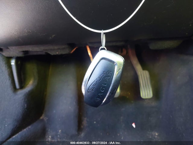 2011 JAGUAR XJ SAJWA1GE1BMV16220 Photo 10
