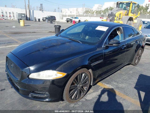 2011 JAGUAR XJ SAJWA1GE1BMV16220 Photo 1