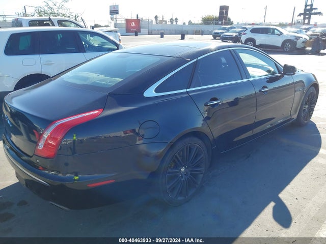 2011 JAGUAR XJ SAJWA1GE1BMV16220 Photo 3