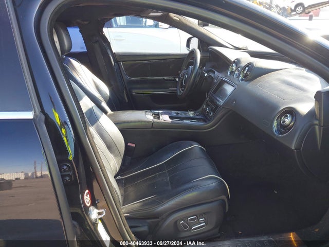 2011 JAGUAR XJ SAJWA1GE1BMV16220 Photo 4