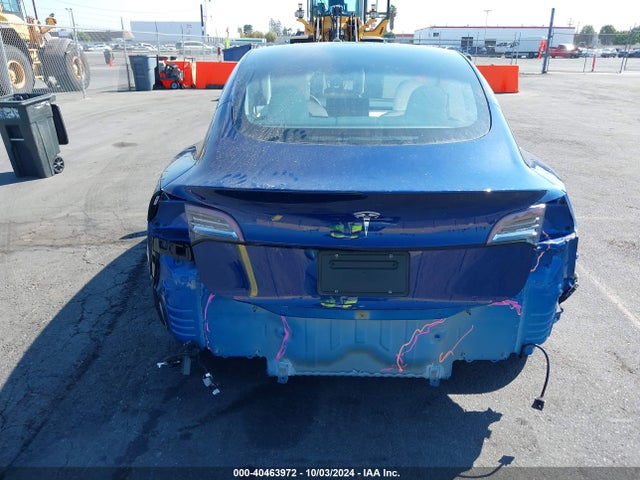 5YJ3E1EA7NF137998 Tesla MODEL 3