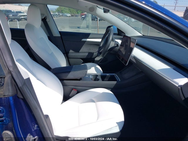 2022 TESLA MODEL 3 5YJ3E1EA7NF137998 Photo 4