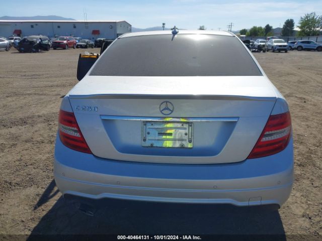 WDDGF4HB8EA904986 Mercedes-Benz C 250 Luxury/sport