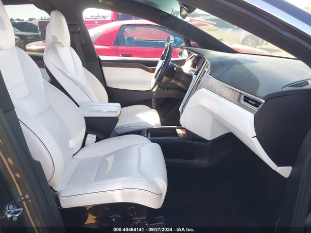 2016 TESLA MODEL X 5YJXCDE48GF026415 Photo 4