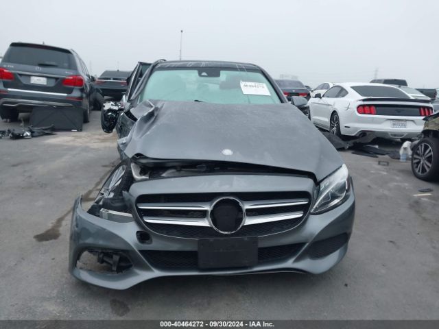 55SWF4JB9HU188397 Mercedes-Benz C 300 Luxury/sport