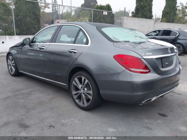 55SWF4JB9HU188397 Mercedes-Benz C 300 Luxury/sport