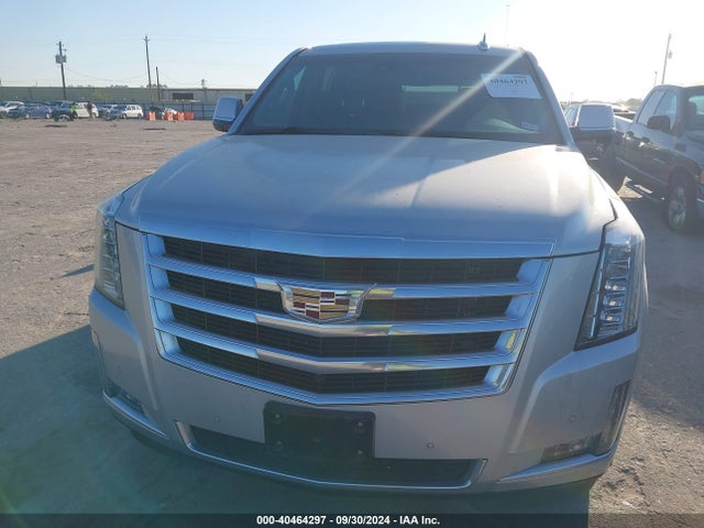 1GYS3JKJ2HR137860 Cadillac Escalade Esv Premium Luxury