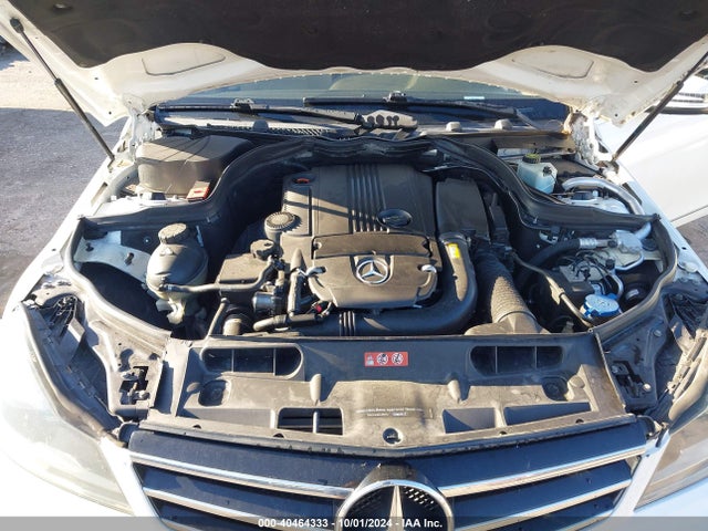 WDDGF4HB8EA948597 Mercedes-Benz C 250 Luxury/sport
