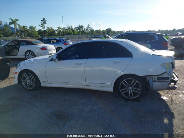 WDDGF4HB8EA948597 Mercedes-Benz C 250 Luxury/sport