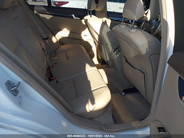 WDDGF4HB8EA948597 Mercedes-Benz C 250 Luxury/sport