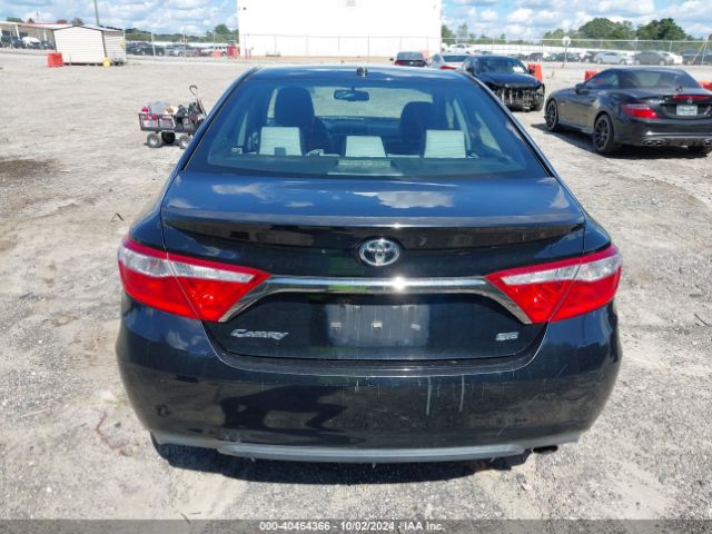 4T1BF1FK4FU489473 Toyota CAMRY SE