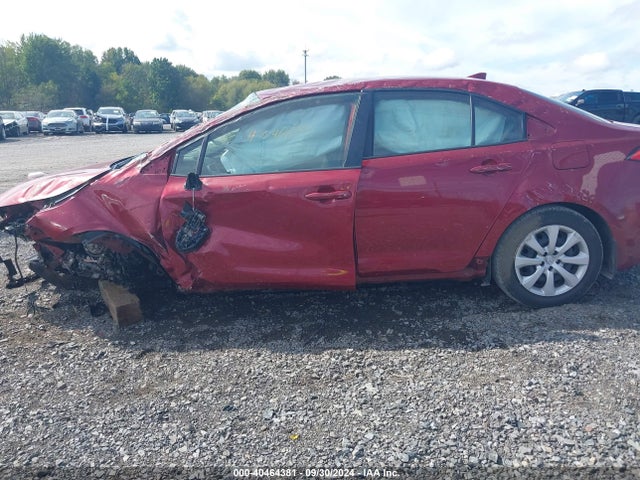 Toyota COROLLA LE 2022 JTDEPMAE1NJ227248 Image 15