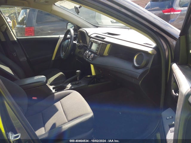 Toyota RAV4 LE 2015 JTMZFREVXFJ054178 Image 5