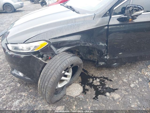 3FA6P0HD1FR212952 Ford FUSION SE