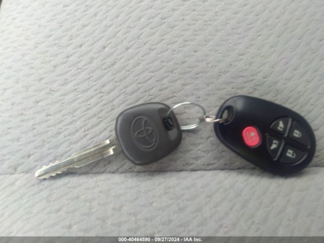 5TDKK3DC1ES503954 Toyota Sienna Le V6 8 Passenger