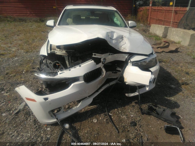 WBA3C3G57FNS76028 BMW 320i Xdrive