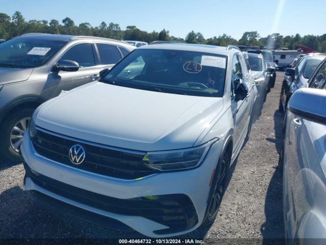 3VVCB7AXXNM176751 Volkswagen Tiguan 2.0t Se R-line Black