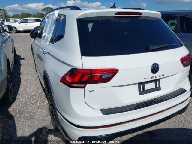 3VVCB7AXXNM176751 Volkswagen Tiguan 2.0t Se R-line Black