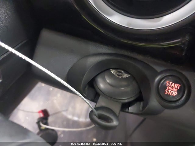 2009 MINI COOPER S WMWMF73529TT94769 Photo 10