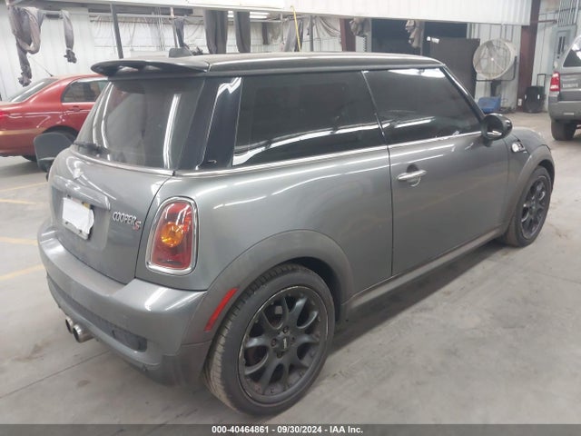 2009 MINI COOPER S WMWMF73529TT94769 Photo 3