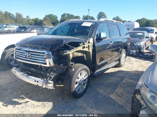 Toyota Sequoia Platinum 2018 5TDDY5G16JS155611 Image 2