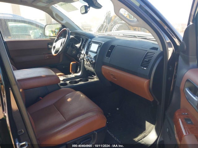 Toyota Sequoia Platinum 2018 5TDDY5G16JS155611 Image 5