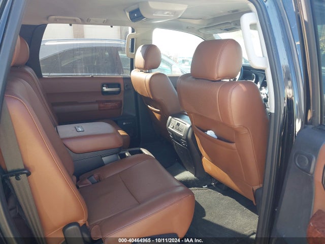 Toyota Sequoia Platinum 2018 5TDDY5G16JS155611 Image 8