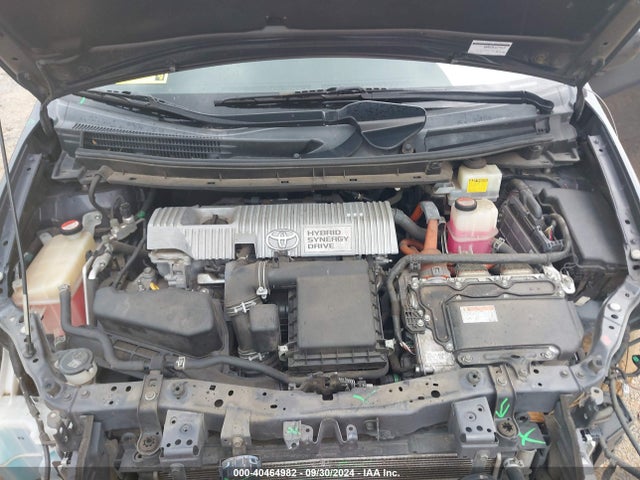 Toyota Prius Two 2015 JTDKN3DU3F1997037 Image 10