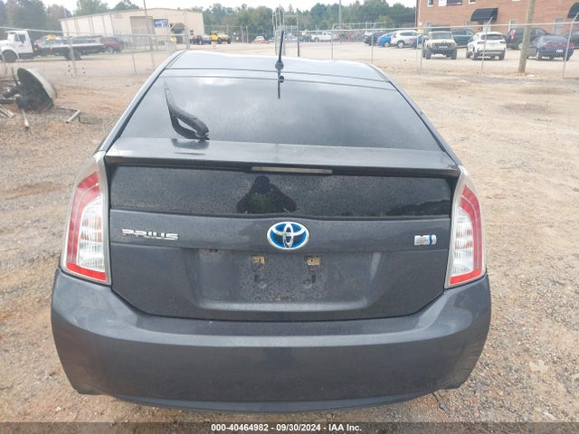 Toyota Prius Two 2015 JTDKN3DU3F1997037 Image 16