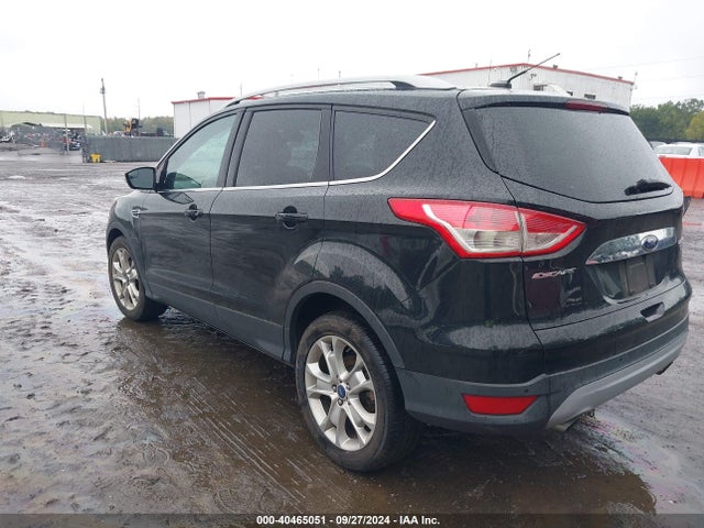 1FMCU0JX5EUB12818 Ford Escape Titanium