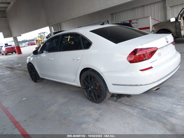 1VWBA7A34JC020109 Volkswagen Passat 2.0t Se