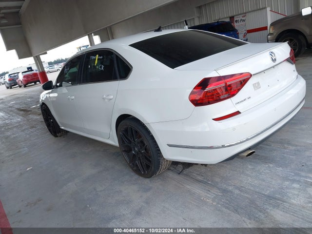 1VWBA7A34JC020109 Volkswagen Passat 2.0t Se