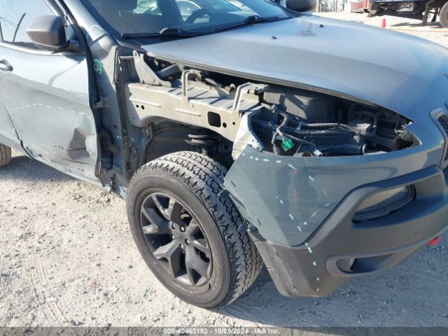 1C4PJMBB0EW310185 Jeep Cherokee Trailhawk