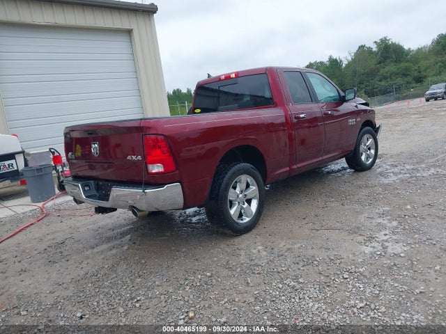 1C6RR7GT6JS103863 RAM 1500 Big Horn  4x4 6'4 Box