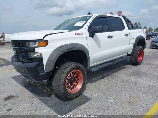 Chevrolet Silverado 1500 Custom Trail Boss 2019 3GCPYCEF9KG199487 Image 2