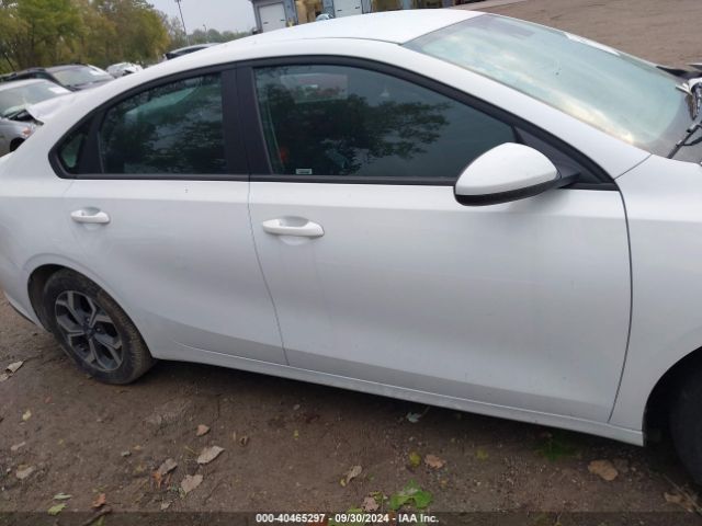 3KPF24ADXME408953 KIA Forte Lxs