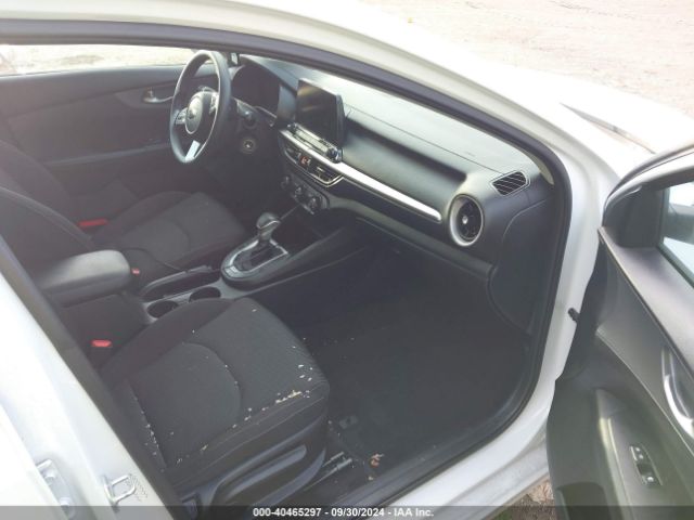 3KPF24ADXME408953 KIA Forte Lxs