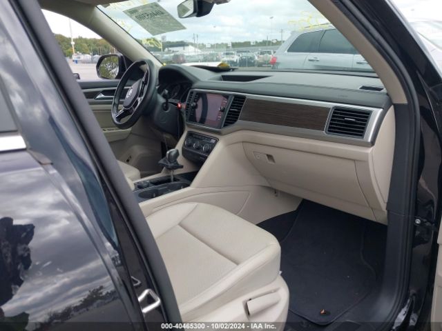 1V2XR2CAXKC560998 Volkswagen Atlas 3.6l V6 Se W/technology R-line