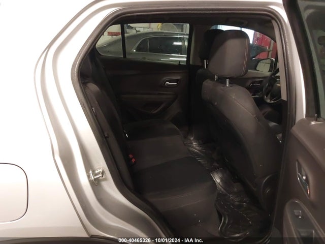 Chevrolet TRAX LS 2017 3GNCJKSB2HL187350 Image 8