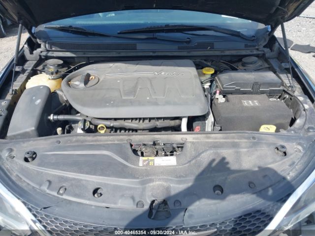 1C3CCCEG2FN668751 Chrysler 200 C