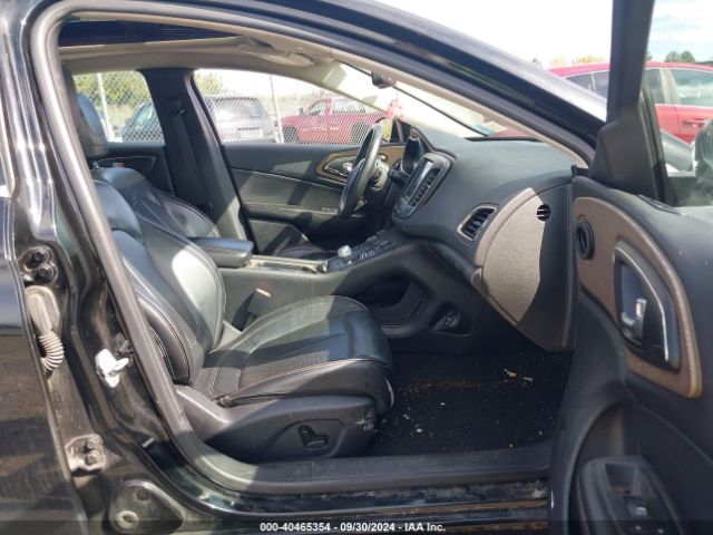 1C3CCCEG2FN668751 Chrysler 200 C